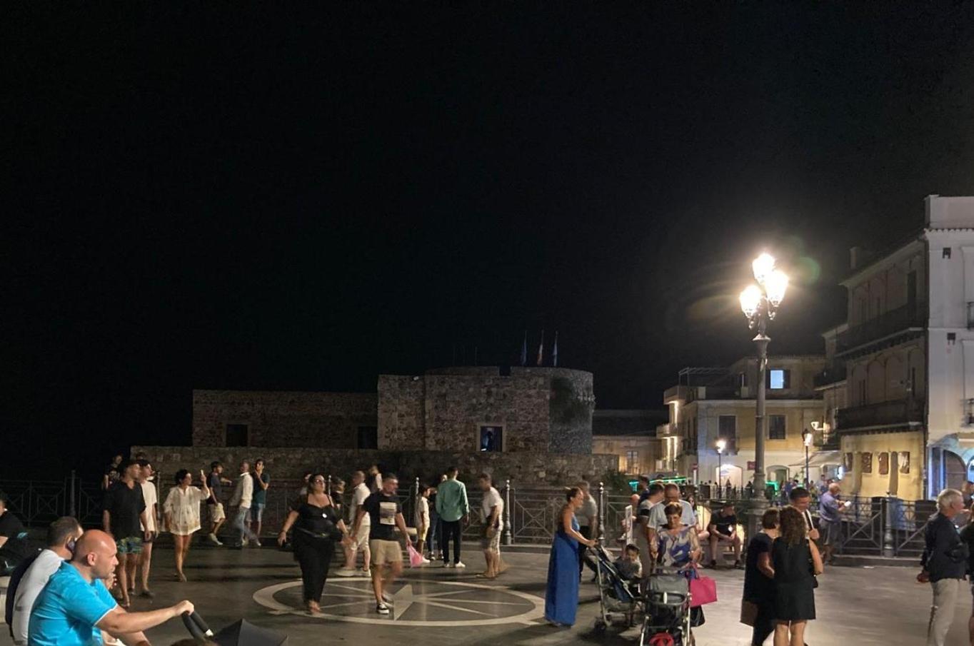 Appartamento Residenza Ferdinando - 40M Dal Mare Pizzo  Esterno foto